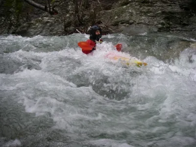 Sam dans le rapide du Goulet (3+).